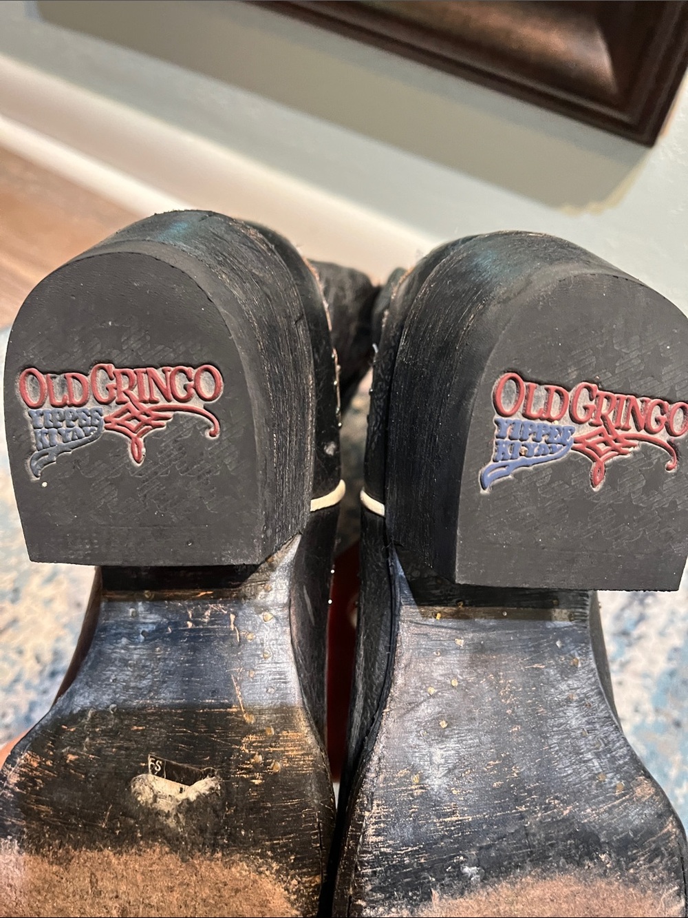 Old Gringo Black Leather Western Boots with Cream & Blush Embroidery - Picture 7 of 12